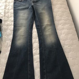 AE Jeans